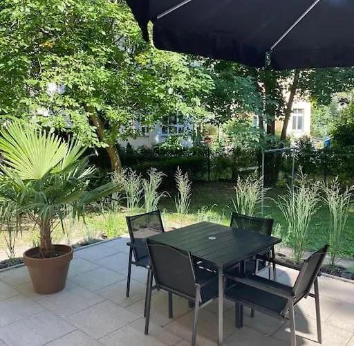 Modernes City-apartment Mit Grosser Terrasse * 드레스덴