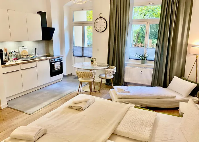 아파트 Modernes City-apartment Mit Grosser Terrasse *